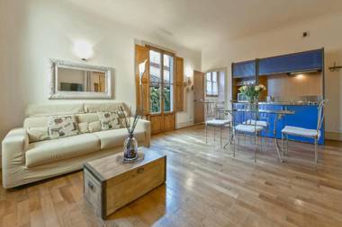 Palazzo Uguccioni Apartments