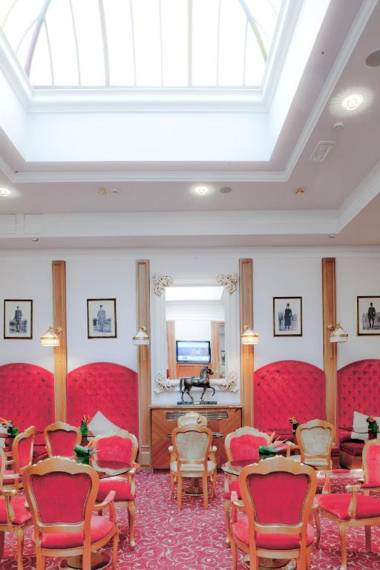 Golden Tower Hotel & Spa