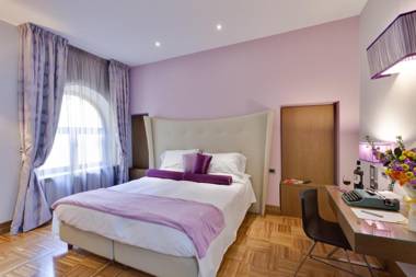 Solo Experience Hotel