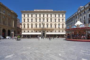 Repubblica Firenze Luxury Apartments | UNA Esperienze
