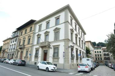 Serristori Palace Residence