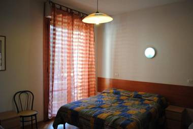 Sansovino Bed and Car