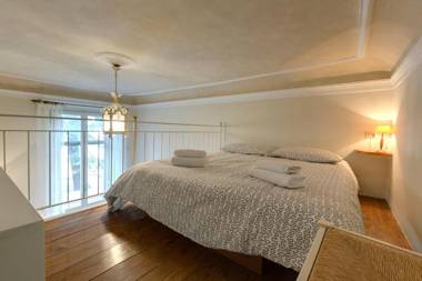 Florence Apartments Home Feeling