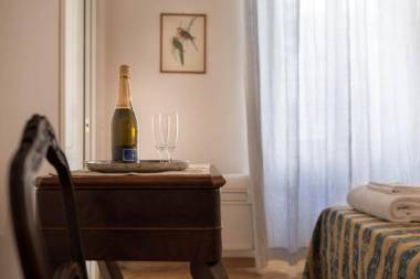 Santa Felicita Apartments