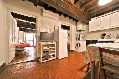 Wine Apartments Florence Ciliegiolo