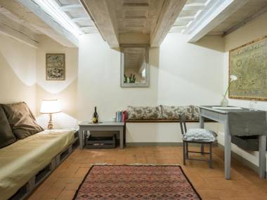 Charming and cozy apartment via Maggio