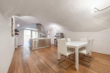 Pontevecchio Luxury Suite AMAZING LOCATION! hosted by Sweetstay