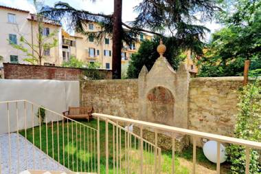 M7 Contemporary Apartments - My Extra Home