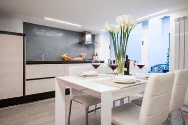 Silver Novella Luxury Apartment - Centro Storico