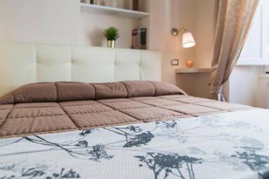 Ponte Vecchio Central Flats