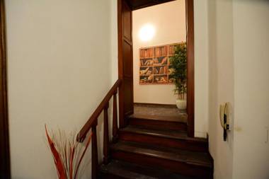 One bedroom Apt by dante's house and Duomo