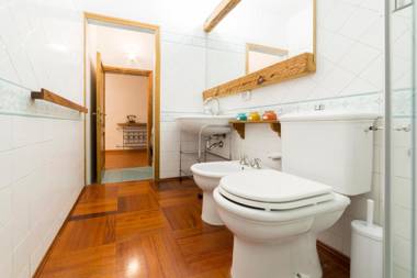 Santa Maria Novella 6 sleeps near the central station