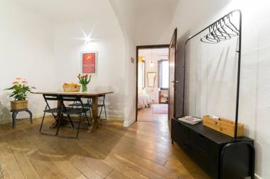 Super central handcraft lovers Home