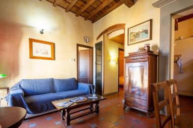 Oltrarno Apartment