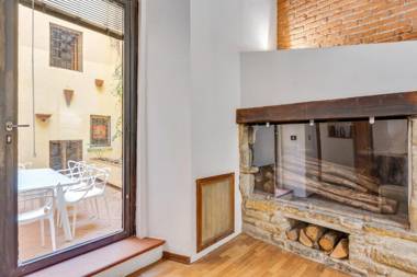 Palazzo Pitti Apartment with Terrace