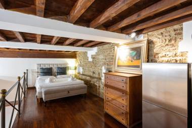 Palazzo Pitti Apartment with Terrace