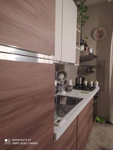 room in private apartment