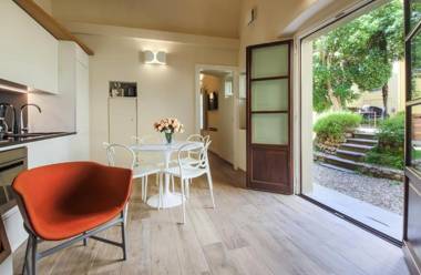 Dragomanni Apartment with Garden