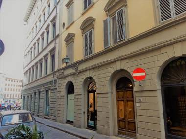 HR BEDROOMS IN FLORENCE