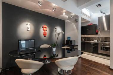 ART GALLERY Apartment in Florence-Hosted by Sweetstay