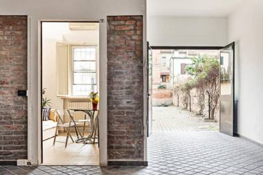 Palazzo dei Diamanti Apartment