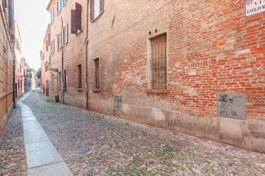 Ex Tribunale Palazzo Bentivoglio Apartment