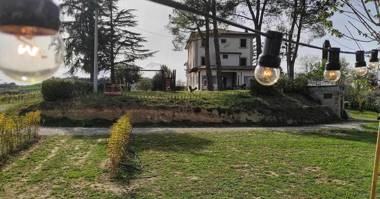 Glamping at an Agriturismo in the vineyard