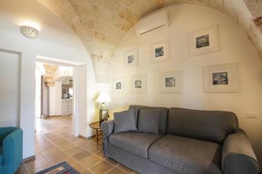 Trulli & Dimore - Villa Ricchiari