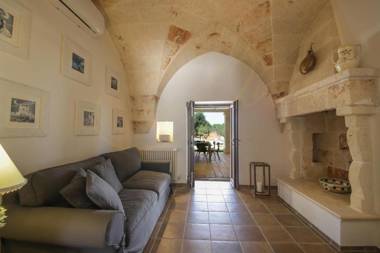 Trulli & Dimore - Villa Ricchiari