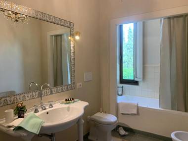 Country B&B Corniola