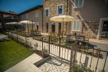 Relais Madergnago Gardapartments