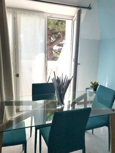 Studio with balcony and wifi at Desenzano del Garda 1 km away from the beach