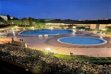 Kristall Lago Pool View