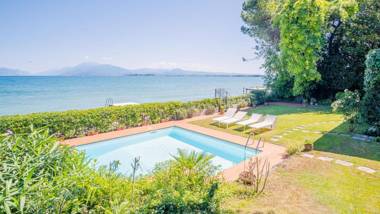 Villa Patrizia Lake View - Italian Homing