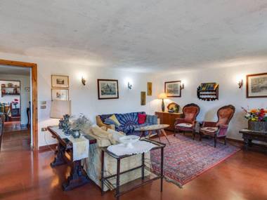 Cozy detached house wide garden wifi