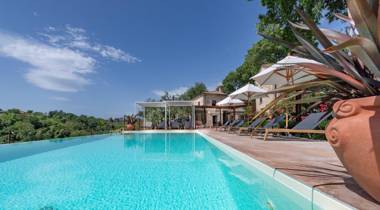 Borgo Baccile by Vini Fantini