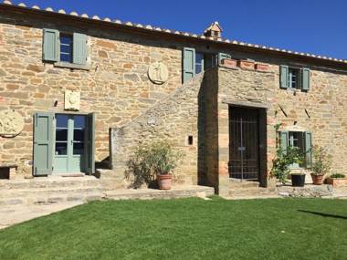 Quaint Villa with Private Pool in Cortona Italy