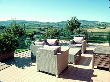 Apartment in a winery in the countryside with pool and breathtaking view