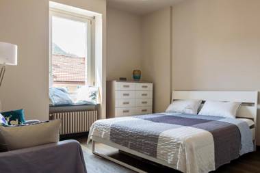 Numero Due Piazza Mazzini - byMyHomeinComo