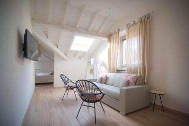 Comonfive Apartments