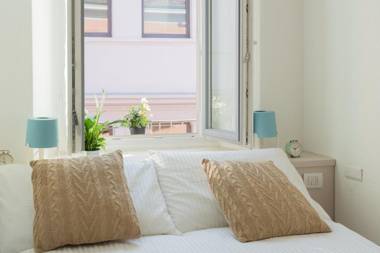 The Little Prince Apartment by Rent All Como