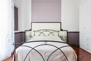 Santa Chiara Apartment by MyHomeInComo