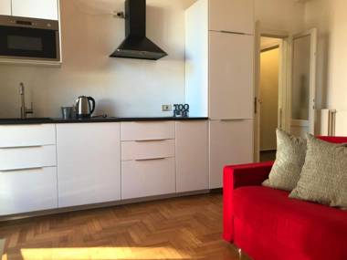 Via Benzi Apartment Como