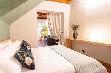 San Fedele Apartment - Historical Como City Center by Rent All Como