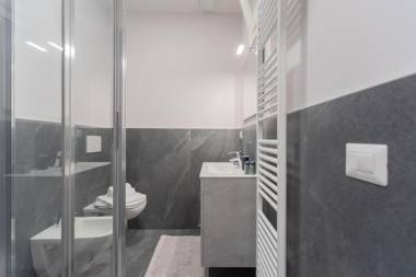 Sant'Agostino Apartments by Rent All Como