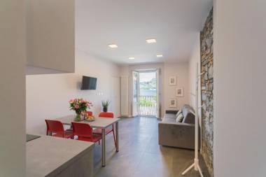 Sant'Agostino Apartments by Rent All Como