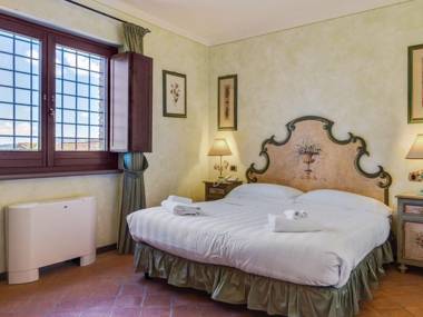 Opulent Holiday Home in Collazzone with Swimming Pool