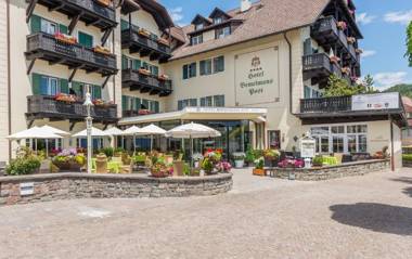 Hotel Bemelmans-Post