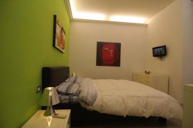 Casa Cavallotti - modern apartment between Train station and Port