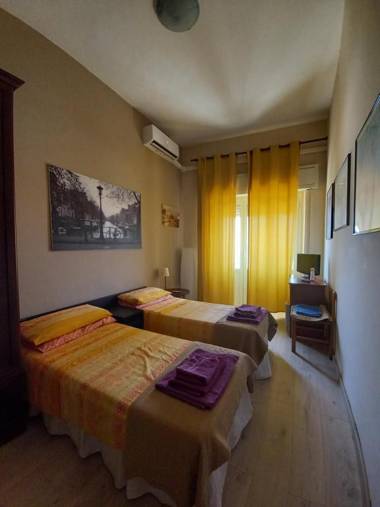 Suite beachfront near the station and Port 5 beds